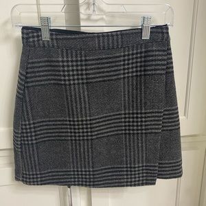 Mini plaid skirt from Aberocrombie and Fitch.